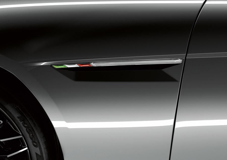  Lamborghini Estoque Concept 2008 года  (фото 3 из 21)